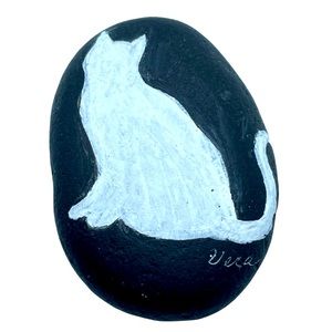Hand crafted painted white cat rock black background silhouette 3 x 3.5 inches